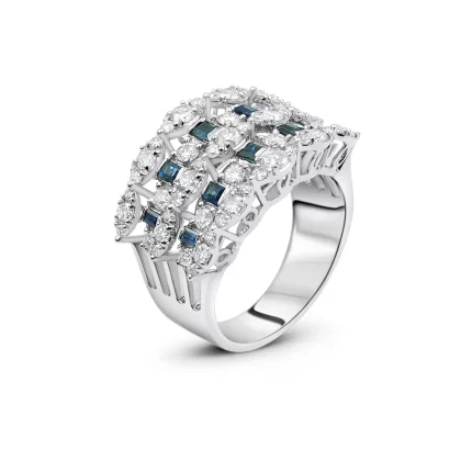 18K WHITE GOLD DIAMOND RING WITH BLUE SAPPHIRE