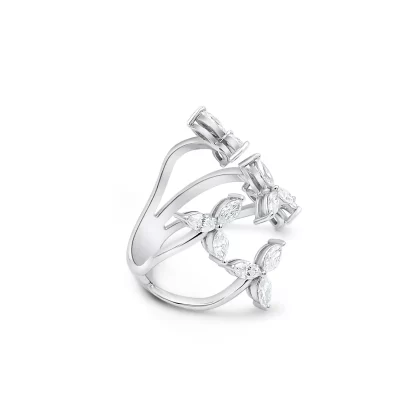 18K WHITE GOLD DIAMOND RING