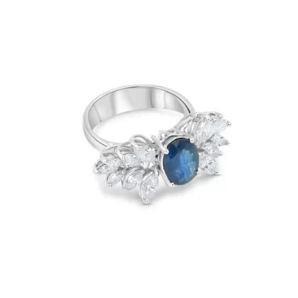 18K WHITE GOLD DIAMOND RING WITH BLUE SAPPHIRE